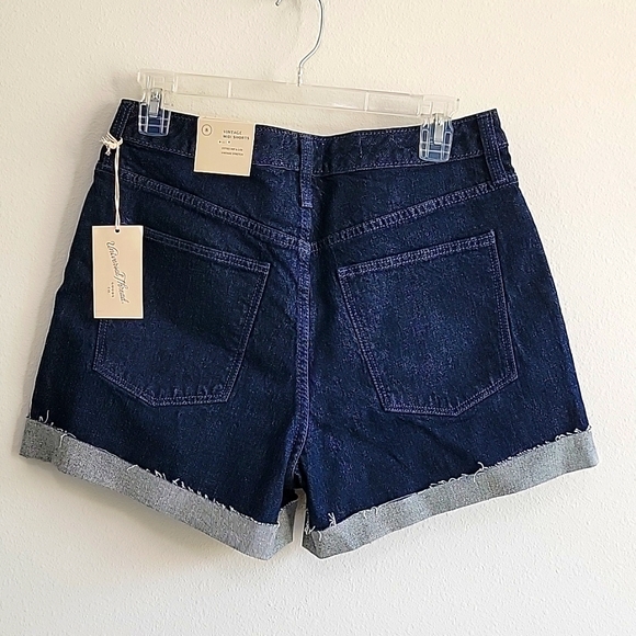 [*3 Items For $20 In Bundle*] Universal Thread Vintage Midi Shorts 8 - Picture 5 of 6